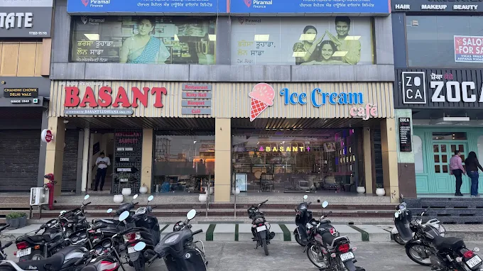 Basant Restaurant & Ice Cream Cafe